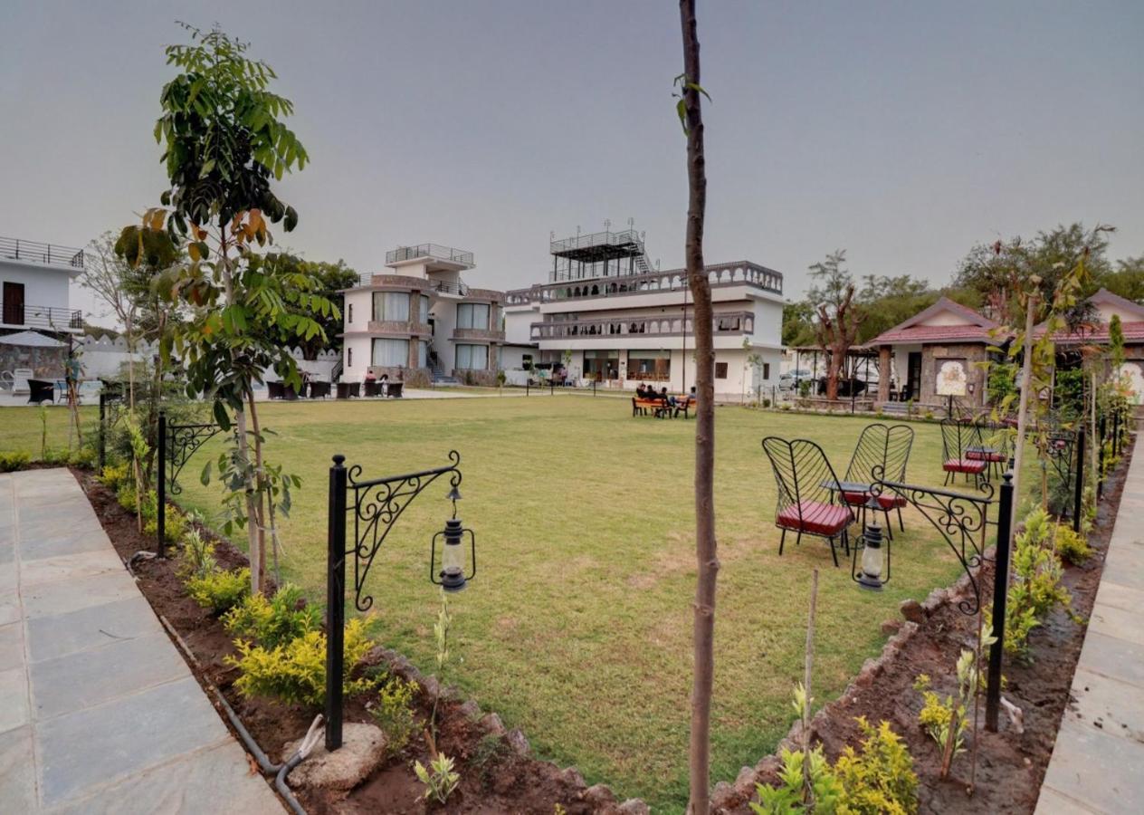 Keshav Resort Udaipur Exterior photo