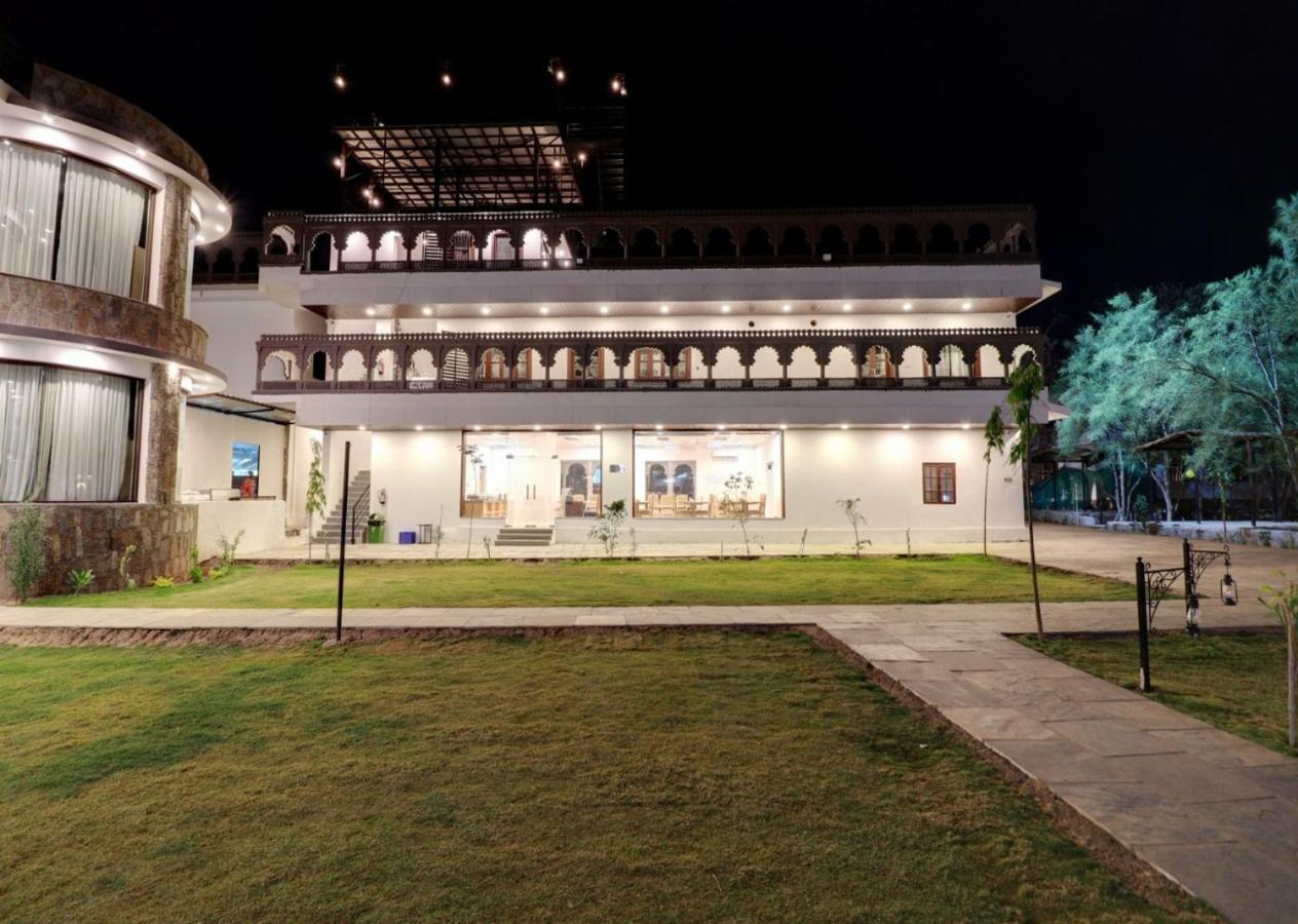 Keshav Resort Udaipur Exterior photo