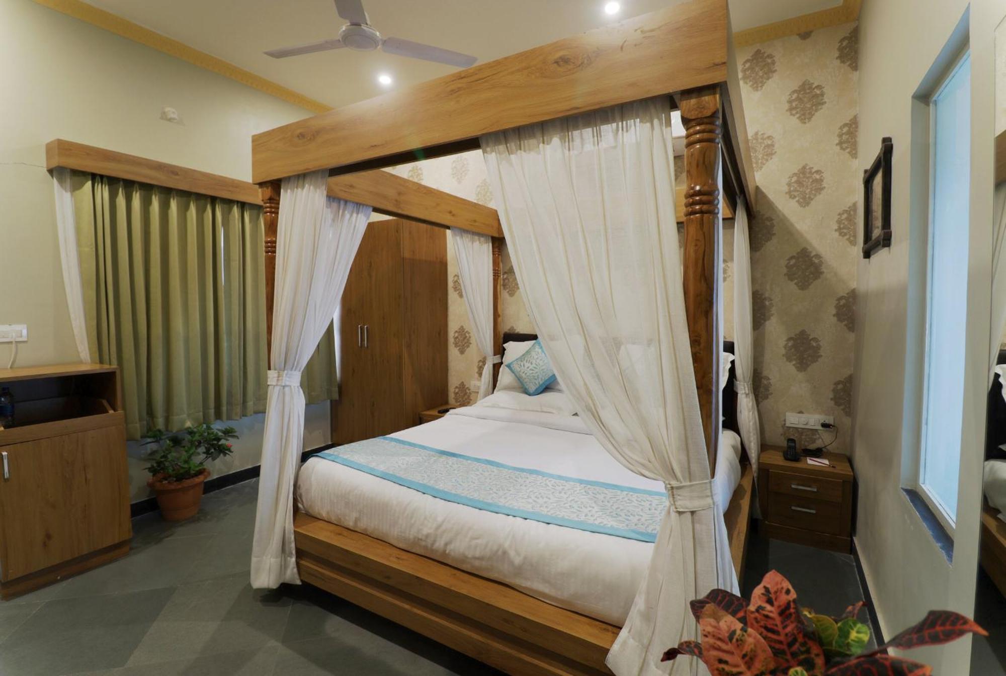 Keshav Resort Udaipur Exterior photo